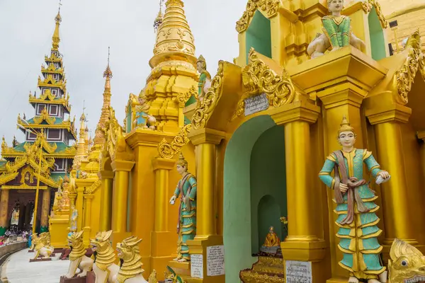 Yangon Myanmar Shwedagon Pagoda Shwedagon Pagoda Nejposvátnější Buddhistická Pagoda Myanmaru — Stock fotografie