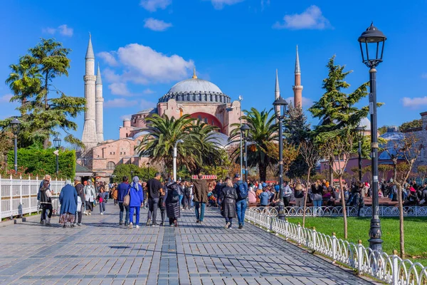 Istanbul Turkije Uitzicht Het Sultan Ahmet Park Voor Hagia Sophia Rechtenvrije Stockfoto's
