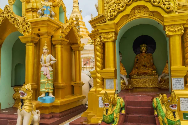 Yangon Myanmar Pagoda Shwedagon Pagoda Shwedagon Jest Najświętszą Buddyjską Pagodą Zdjęcie Stockowe