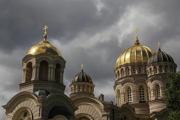Narození Kristovy Katedrály Zarámované Podzim Oblačného Počasí Riga Lotyšsko Royalty Free Stock Fotografie