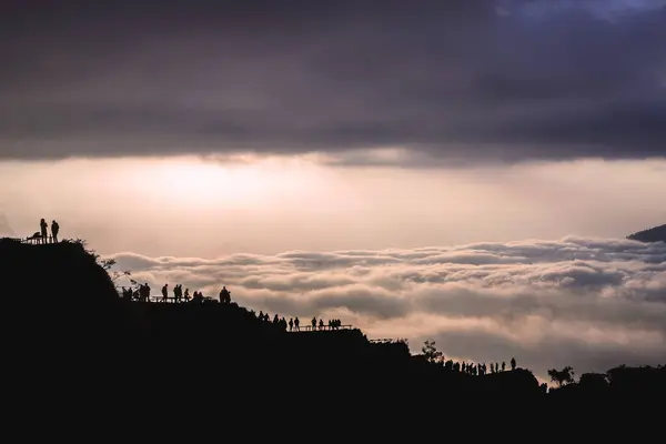 Vue Panoramique Sur Les Nuages Brume Lever Soleil Depuis Sommet — Photo