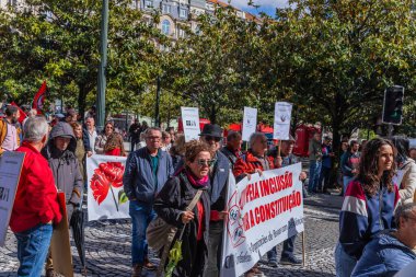 Porto, Portekiz: 1 Mayıs 'ın Kutlaması ve Protestosu Portekiz' de, İşçi Bayramı 'nda, Porto, Portekiz' de