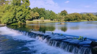 Adaufe, Braga 'da Cavado nehri şelalesi. Portekiz