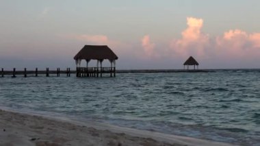 Sunset Pier Mexico, Yucatan Yarımadası