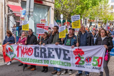 Porto, Portekiz: 1 Mayıs 'ın Kutlaması ve Protestosu Portekiz' de, İşçi Bayramı 'nda, Porto, Portekiz' de