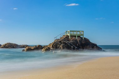 Portekiz 'in kuzeyinde, Vila do Conde' de, Olinda plajında uzun süre açık kalmış.