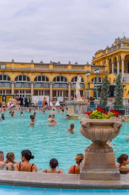 Budapeşte, Macaristan: Budapeşte, Macaristan 'da Szechenyi Hamamları.