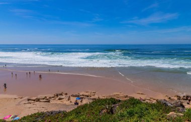 Sintra, Portekiz: Ericeira, Mafra, Portekiz sahillerindeki insanlar