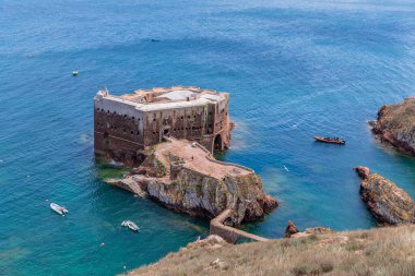 Berlenga Adası, Portekiz: Sao Joao Baptista Forte de Sao, Berlengas Adaları 'ndan birinde bulunan John Baptist.