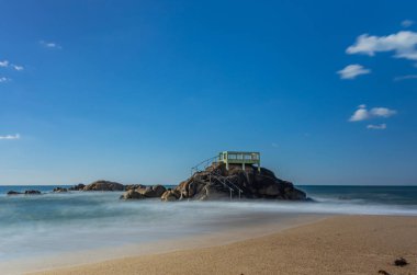 Portekiz 'in kuzeyinde, Vila do Conde' de, Olinda plajında uzun süre açık kalmış.