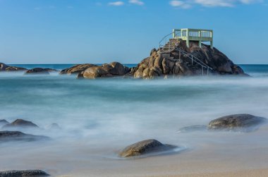 Portekiz 'in kuzeyinde, Vila do Conde' de, Olinda plajında uzun süre açık kalmış.