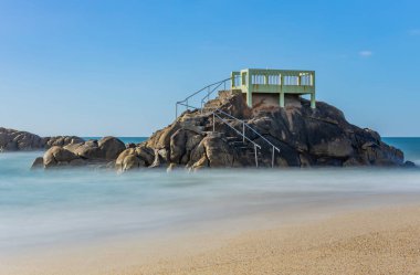 Portekiz 'in kuzeyinde, Vila do Conde' de, Olinda plajında uzun süre açık kalmış.