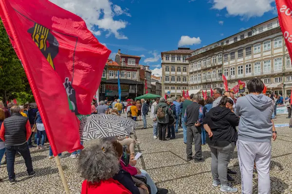 Guimaraes, Portekiz: Portekiz 'de 1 Mayıs, İşçi Bayramı, Guimaraes, Portekiz' de Kutlama ve Protesto