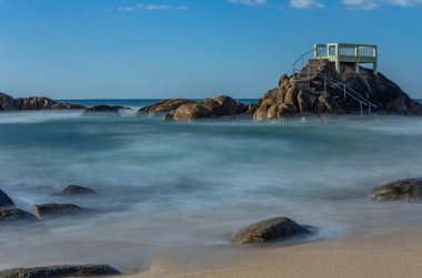 Portekiz 'in kuzeyinde, Vila do Conde' de, Olinda plajında uzun süre açık kalmış.