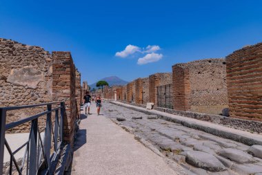 Pompei, İtalya: bir şehrin kalıntıları. Pompeii, M.S. 79 yılında Vesuvius Dağı 'nın patlaması sonucu ölen antik bir Roma şehridir..