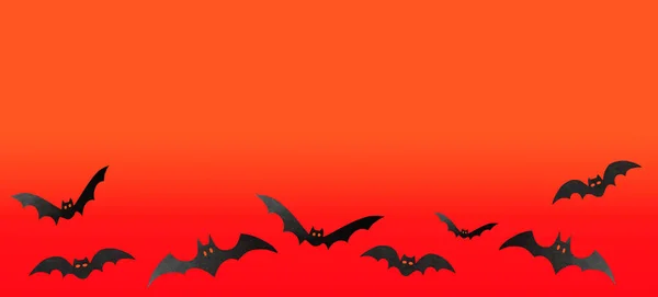 万圣节装饰 纸蝙蝠在红色的背景 万圣节派对的贺卡被复制的空间模仿了 节假日快乐的概念 平躺在地上 俯瞰四周 — 图库照片