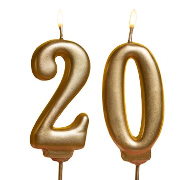 Yanan Mum numaraları beyaz arkaplanda izole edilmiş. 20. yıl dönümü. Altın dekoratif mumlu kart afişi. Model.