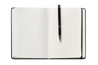 Siyah deri defter ve siyah kalem aç, beyaz arka planda izole edilmiş..