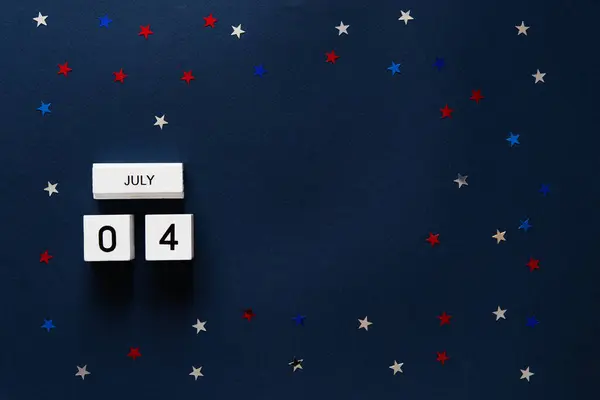 Americký Den Nezávislosti Pohled Shora Dřevěné Kostky Kalendář Červenec Modrém Stock Snímky