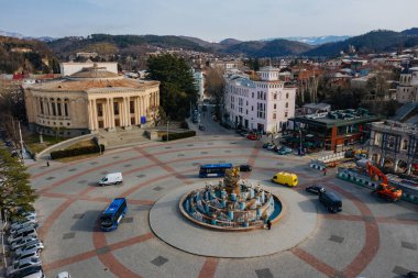 Gürcistan, Kutaisi 'nin İHA' dan panoramik görüntüsü. Mimar Davut 'un Meydanı Agmashenebeli.