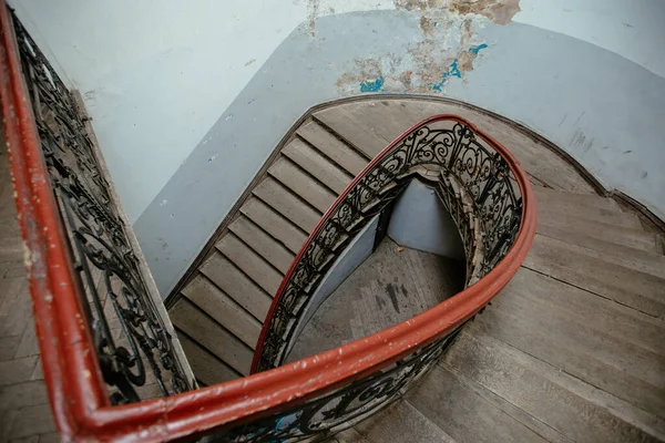 Vntage Spiral Staircase Old Mansion — 스톡 사진