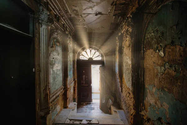 Entrance Hall Old Abandoned Mansion — Stockfoto
