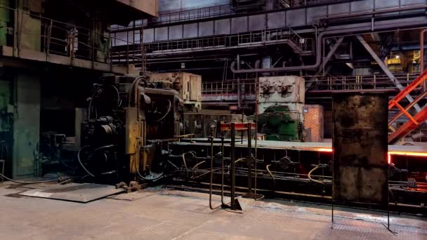 Fábrica Metal Laminado Barra Aço Quente Transportador Que Move Através — Vídeo de Stock