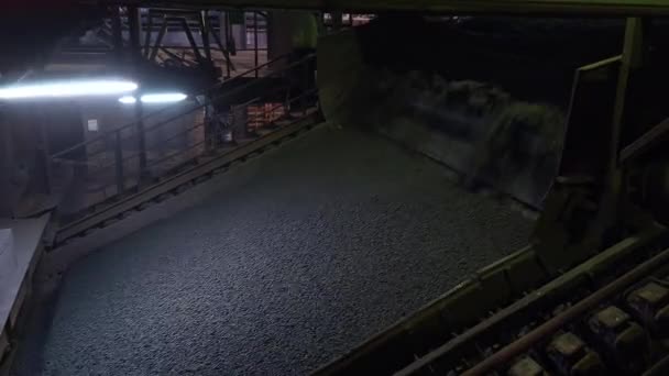 Industrielle Produktionslinie Von Eisenerzpellets Der Hüttenfabrik — Stockvideo