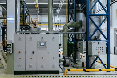 Büyük endüstriyel otomatikleştirilmiş kahve fabrikası..