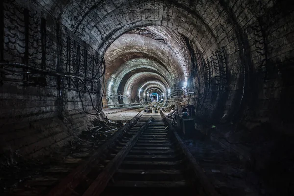 Túnel Subterráneo Redondo Con Tubo —  Fotos de Stock