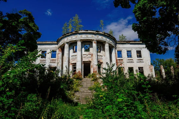 Ruined Overgrown Old Abandoned Mansion Former Estate Golitsyns Zubrilovka — Stock Photo, Image