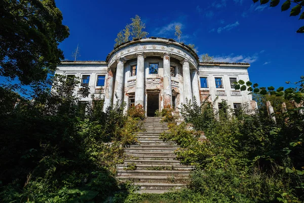 Ruined Overgrown Old Abandoned Mansion Former Estate Golitsyns Zubrilovka — Stock Photo, Image