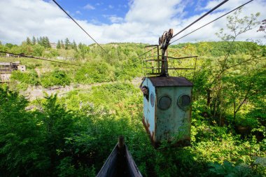 Eski teleferikli kız..