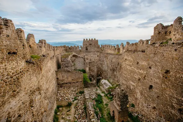 Αρχαίο Παλιό Φρούριο Κάστρο Skhvilo Καταστρέψει Στα Βουνά Εικόνα Αρχείου