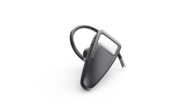 Beyaz arkaplanda siyah bluetooth kulaklık