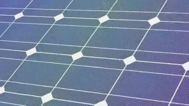 Fotovoltaik güneş panellerine yakın çekim