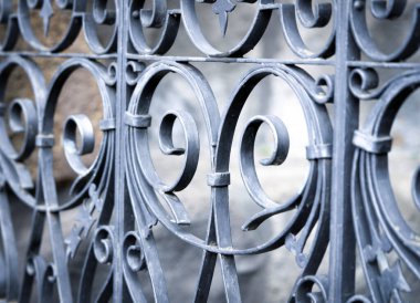 Güzel, sahte bir çitin yakın çekimi.