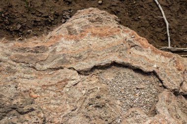 Etiyopya 'daki Alolabad jeotermal alanı. Rengarenk kaplıcaların gerçeküstü manzarası, dumanı tüten fümeroller ve deniz seviyesinin altındaki kurak ve uzak bir çöl olan Afar Çölü' nde tuz gayzerleri. Suyun sıcaklığı 112C 'ye çıktı. 
