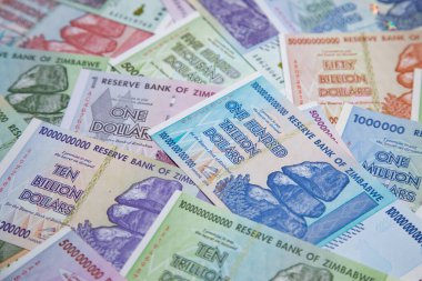 Yüksek enflasyondan sonra Zimbabwe 'nin banknotları