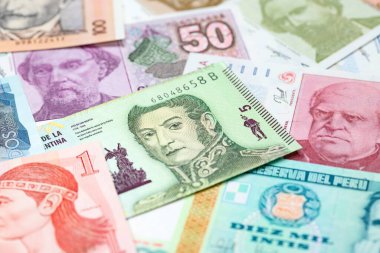 Güney Amerika banknotlarının çeşitliliği