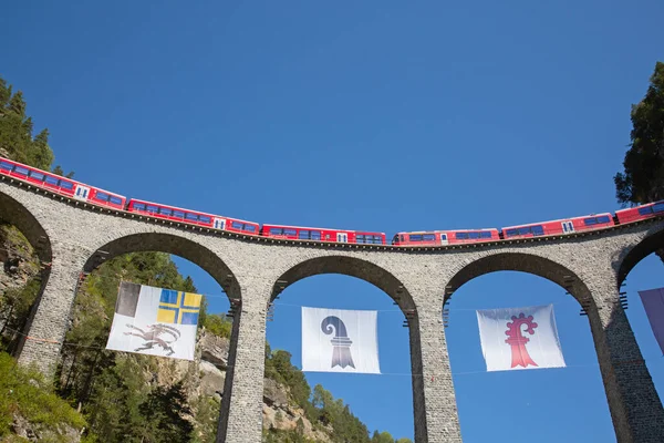 Berömd Wiesener Viadukt Tåglinjen Davos Filisur Schweiziska Alperna — Stockfoto