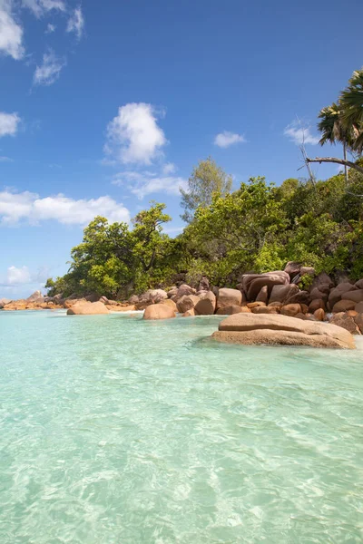 Пляж Фанс Лаб Острове Ислин Сейшельские Острова — стоковое фото