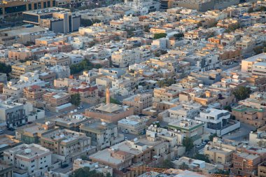 RIYADH - 27 Şubat 2023 'te Suudi Arabistan' ın Riyad kentindeki Riyad kentinin havadan görüntüsü. 