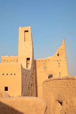 Suudi Arabistan Krallığı Ar Riyad yakınlarındaki eski şehir Diriyah 'ın sokakları