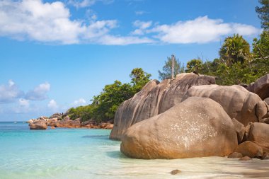 Praslin adasındaki ünlü Anse Lazio plajı, Seyşeller.