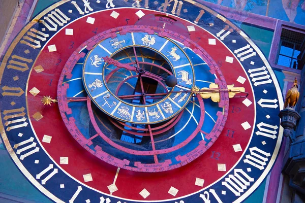 Знаменитые Зодиакальные Часы Zytglogge Берне Швейцария — стоковое фото