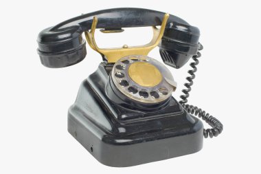 Beyaz izole edilmiş eski grunge vintage telefon