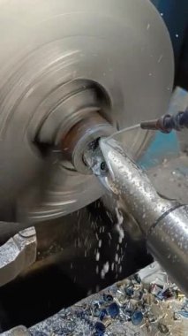 Mashinery. CNC 'nin dönüşümü. Yüksek kaliteli FullHD görüntüler
