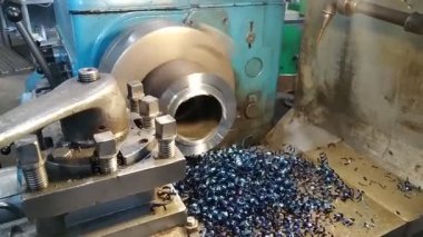 Makineler. Dönüşler ve değirmenler işe yarıyor. Yüksek kaliteli görüntüler