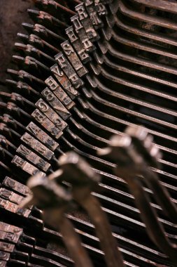 eski antika mekanik vintage Kiril daktilo